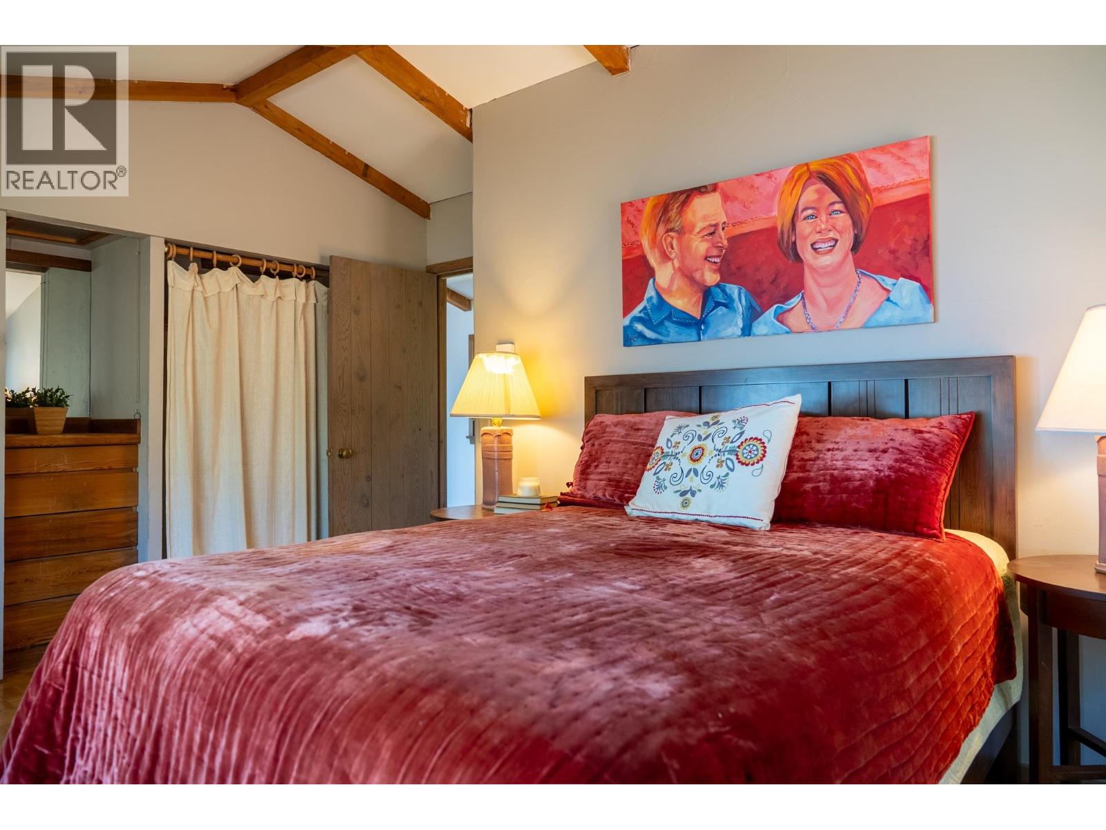 9919 Southlands Drive, Pender Island, British Columbia V0N 2M3 - Photo 25 - R3153399