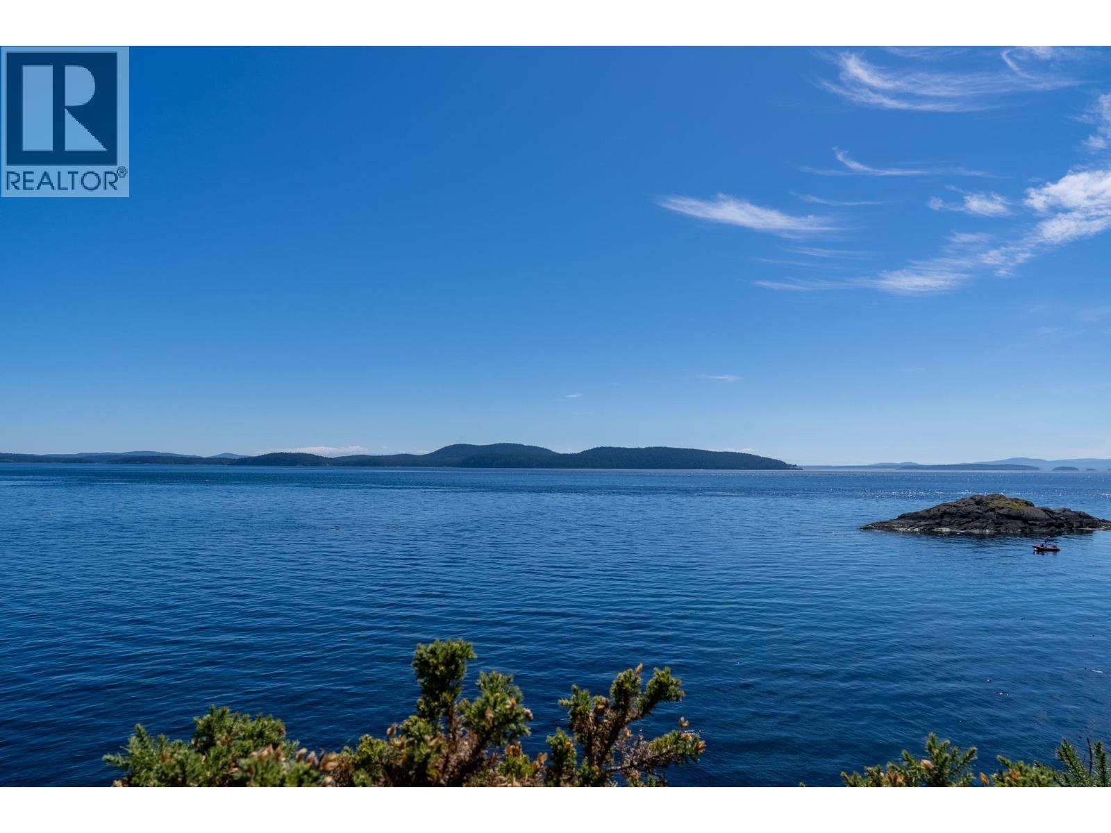 9919 Southlands Drive, Pender Island, British Columbia V0N 2M3 - Photo 34 - R3153399