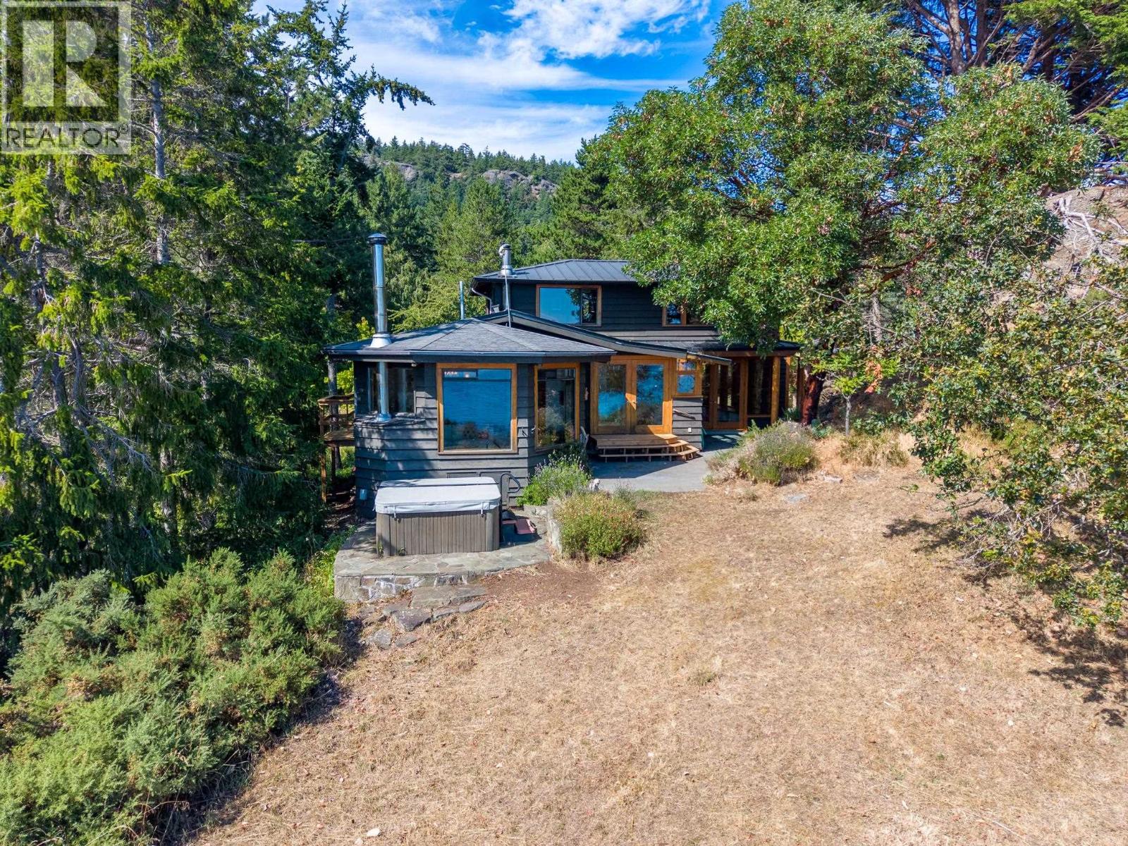 9919 Southlands Drive, Pender Island, British Columbia V0N 2M3 - Photo 4 - R3153399