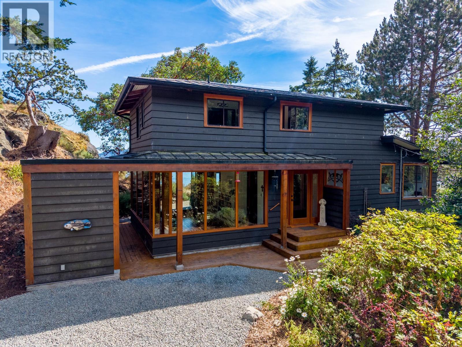 9919 Southlands Drive, Pender Island, British Columbia V0N 2M3 - Photo 5 - R3153399