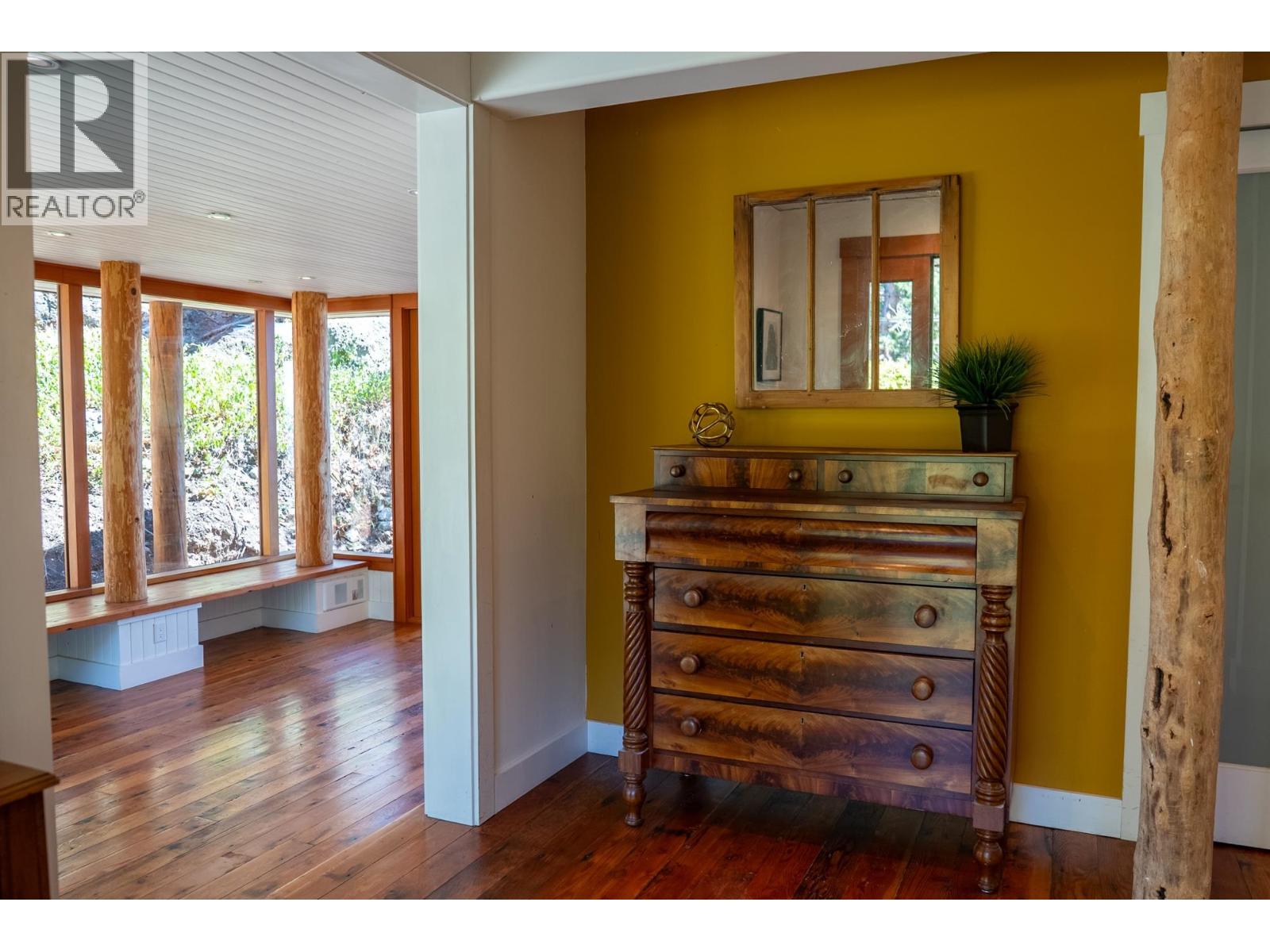 9919 Southlands Drive, Pender Island, British Columbia V0N 2M3 - Photo 6 - R3153399