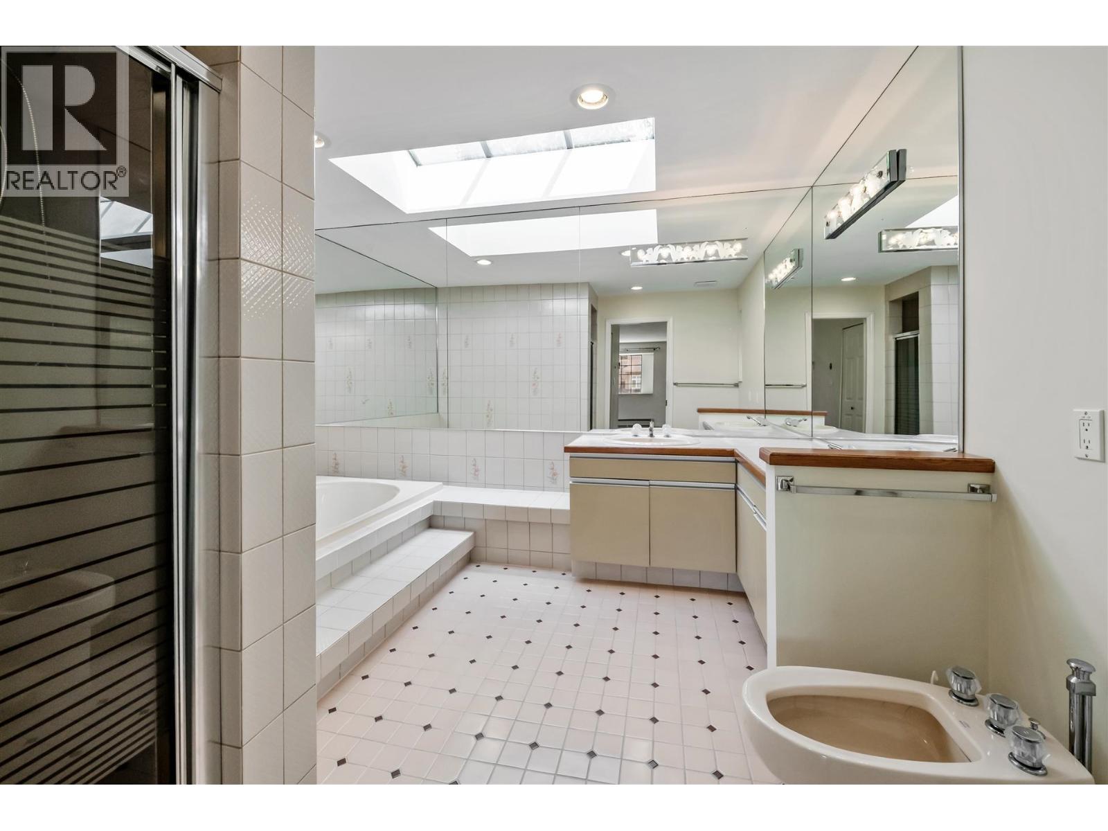 2855 W 37th Avenue, Vancouver, British Columbia  V6N 2T7 - Photo 17 - R3153425