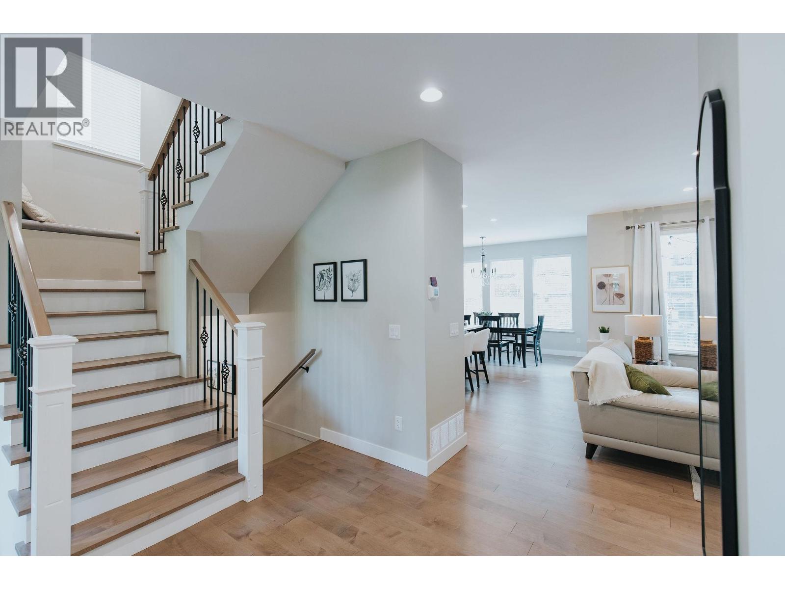 164 Sycamore Drive, Port Moody, British Columbia V3H 0C5 - Photo 14 - R3153437