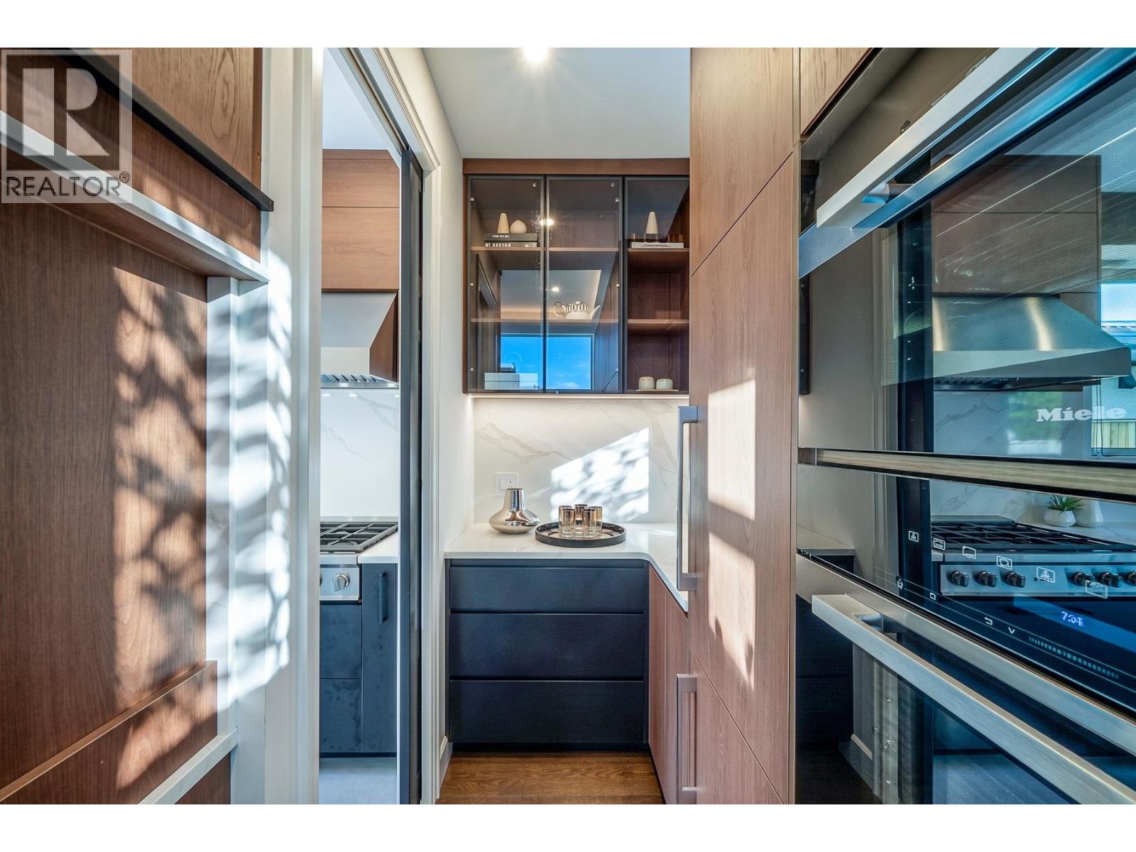 8271 Minler Road, Richmond, British Columbia V7C 3T8 - Photo 11 - R3153452