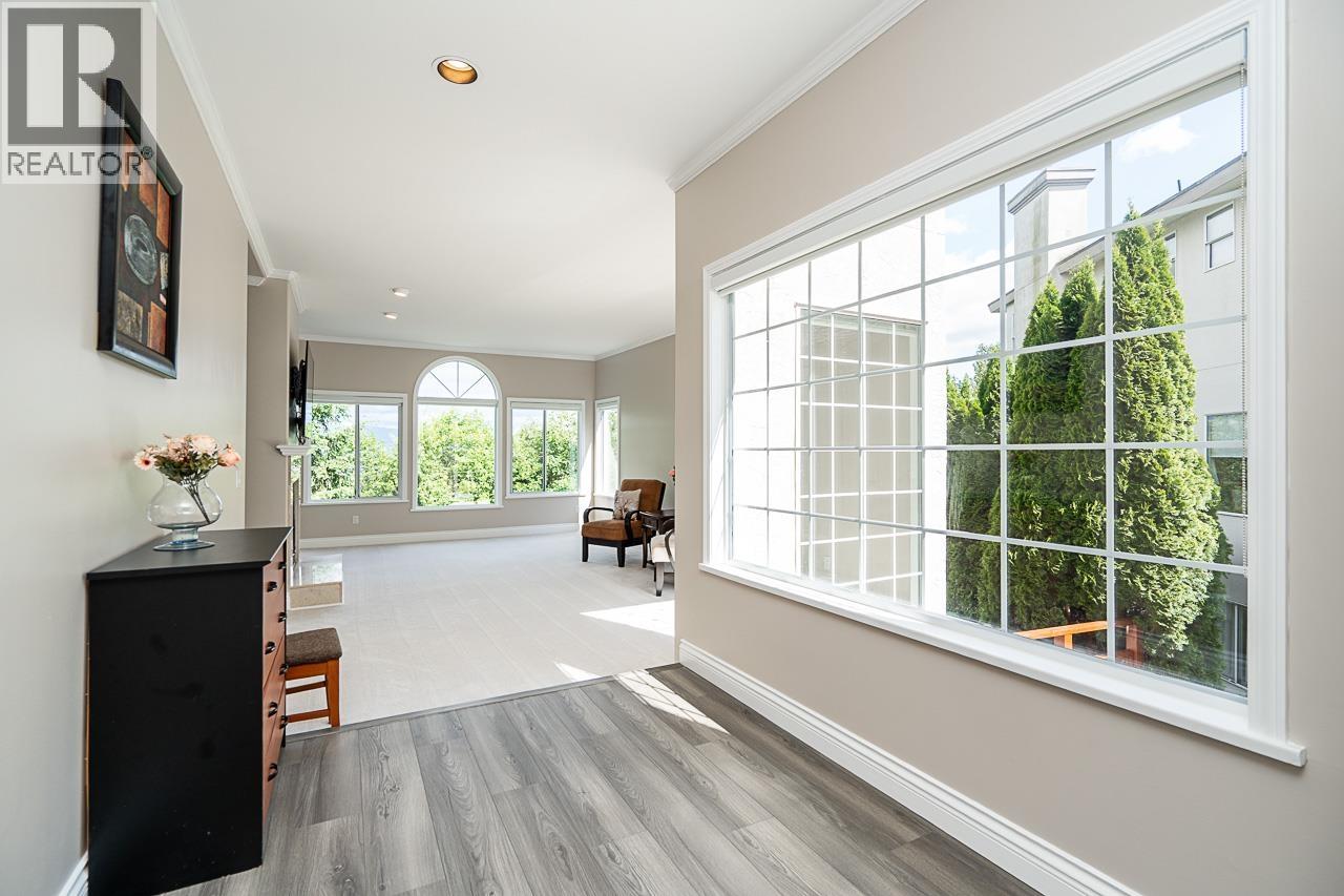 2775 Nadina Drive, Coquitlam, British Columbia  V3C 6A5 - Photo 5 - R3153467