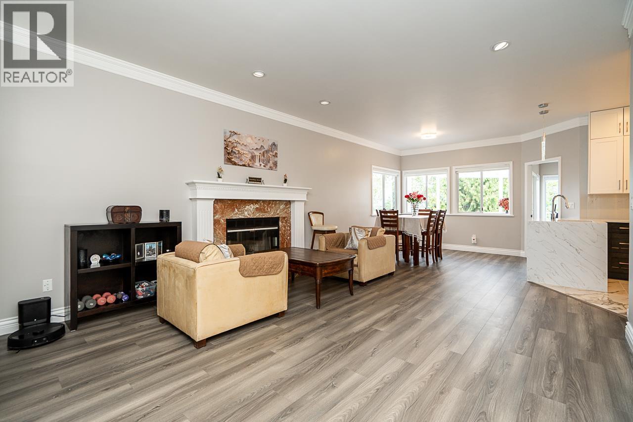 2775 Nadina Drive, Coquitlam, British Columbia  V3C 6A5 - Photo 9 - R3153467