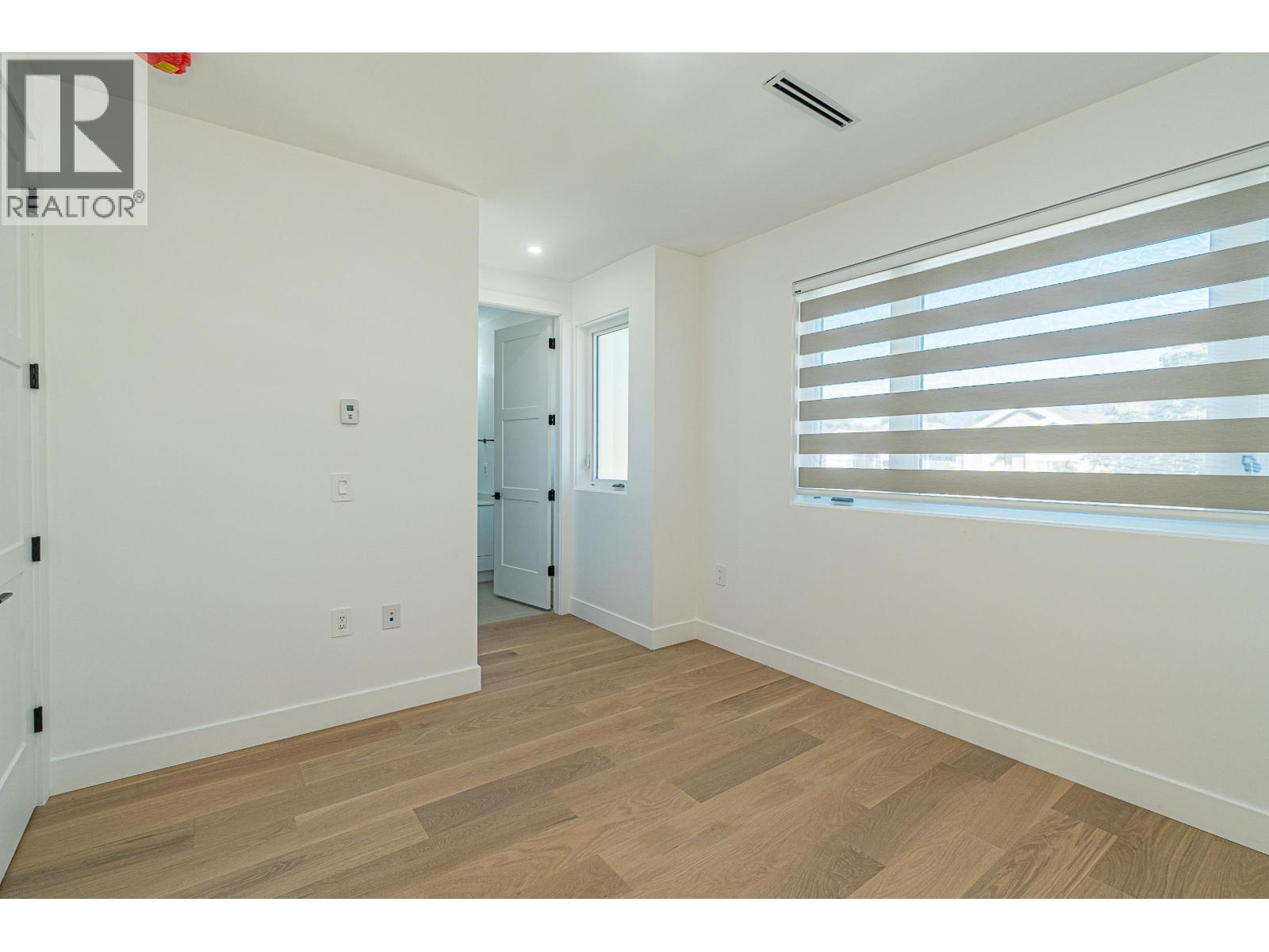 4152 Pender Street, Burnaby, British Columbia V5C 2M2 - Photo 26 - R3153481