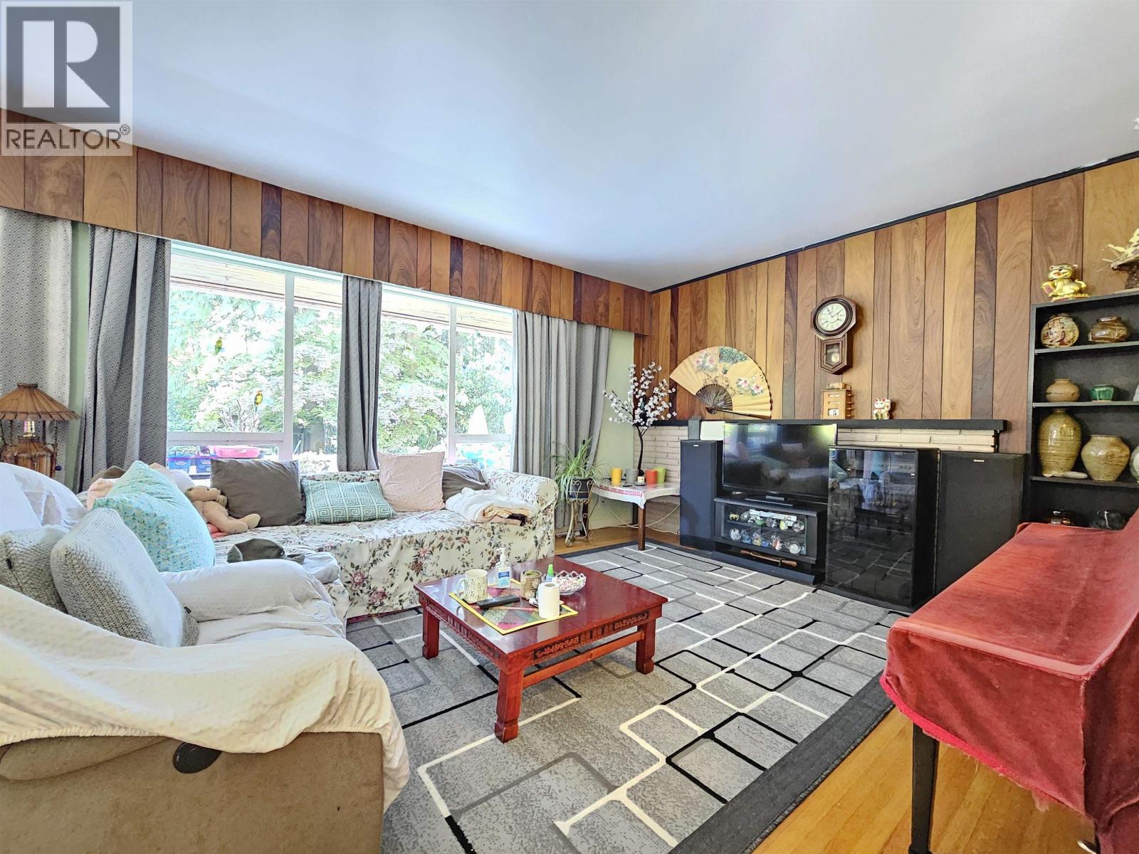 435 E Osborne Road, North Vancouver, British Columbia  V7N 1M4 - Photo 9 - R3153492