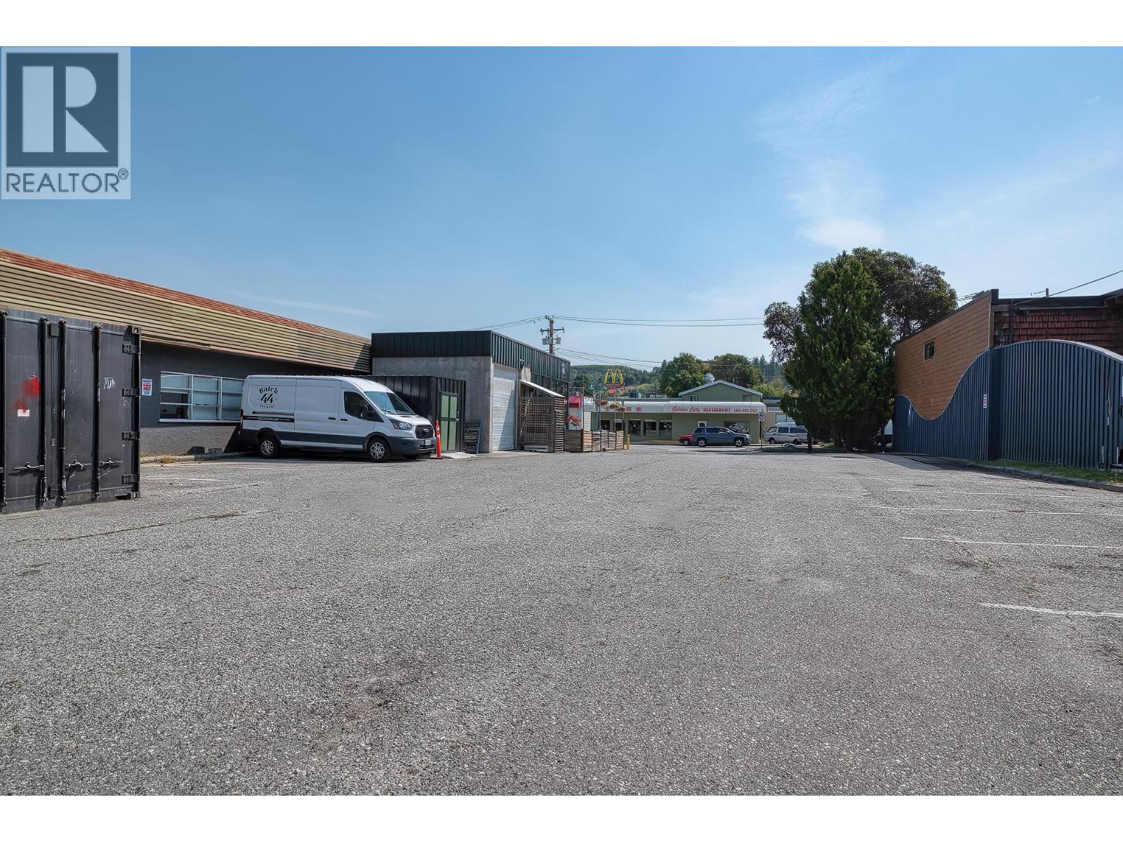 5559 Wharf Road, Sechelt, British Columbia  V0N 3A0 - Photo 29 - C8081050