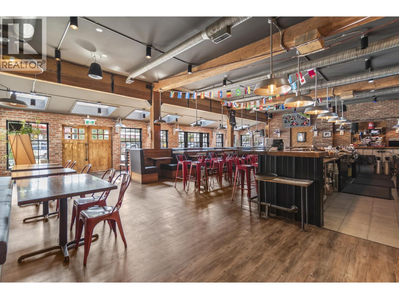 5559 Wharf Road, Sechelt, British Columbia  V0N 3A0 - Photo 8 - C8081050