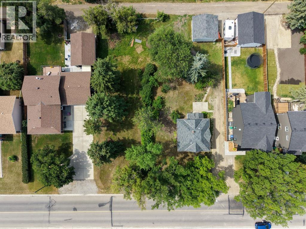 1322 23 Street, Didsbury, Alberta  T0M 0W0 - Photo 2 - A2335097