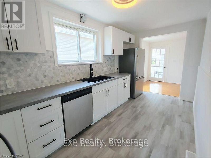 33 Murney Street, Belleville, Ontario  K8P 3N5 - Photo 5 - X13647430