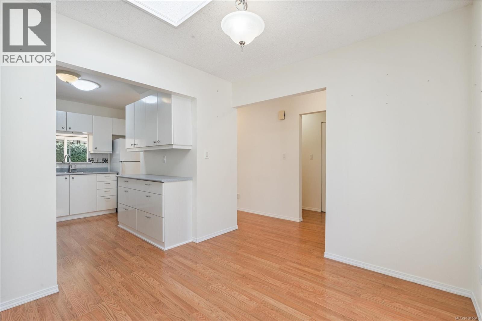 4 1184 Clarke Rd, Central Saanich, British Columbia  V8N 2C3 - Photo 5 - 1045049