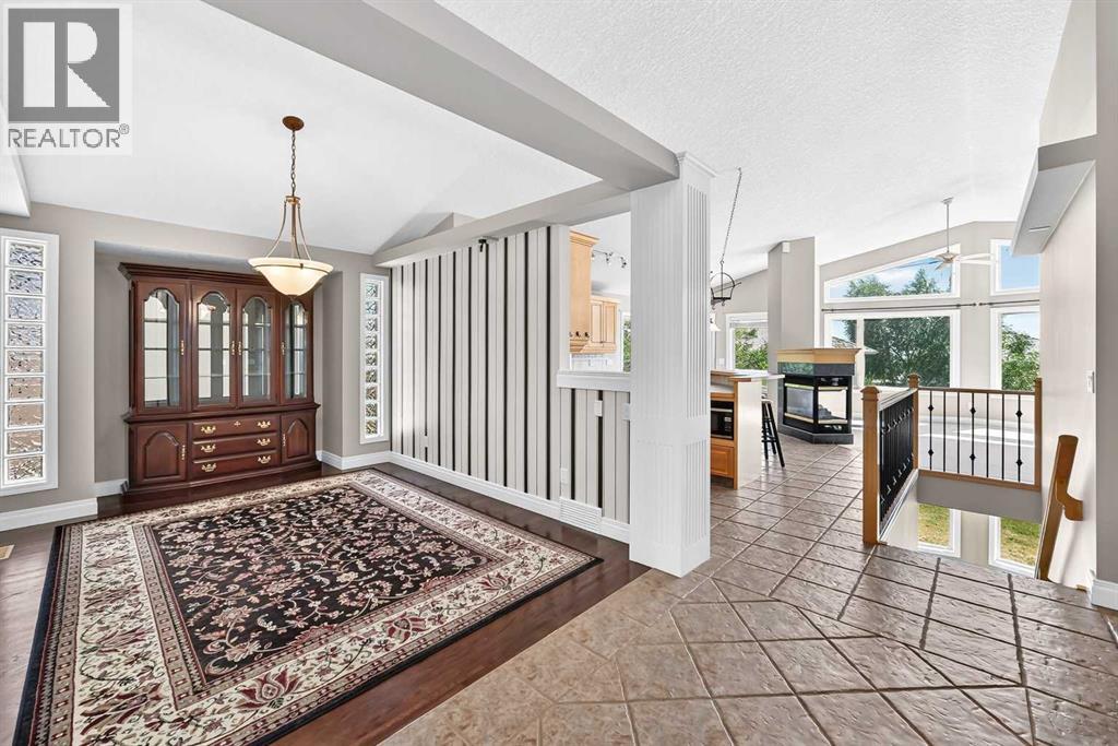 311 Royal Crest Bay NW, Calgary, Alberta  T3G 4M3 - Photo 29 - A2325643