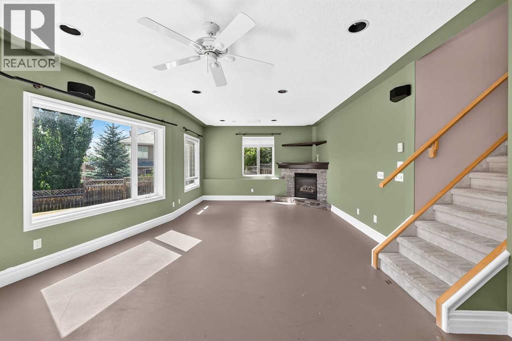 311 Royal Crest Bay NW, Calgary, Alberta  T3G 4M3 - Photo 32 - A2325643