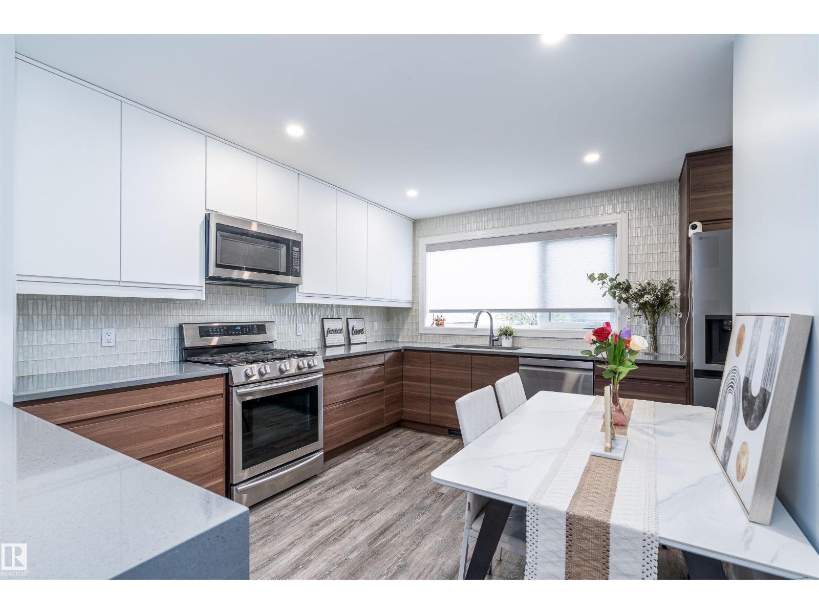 10934 80 Av Nw, Edmonton, Alberta  T6G 0R1 - Photo 11 - E4502481