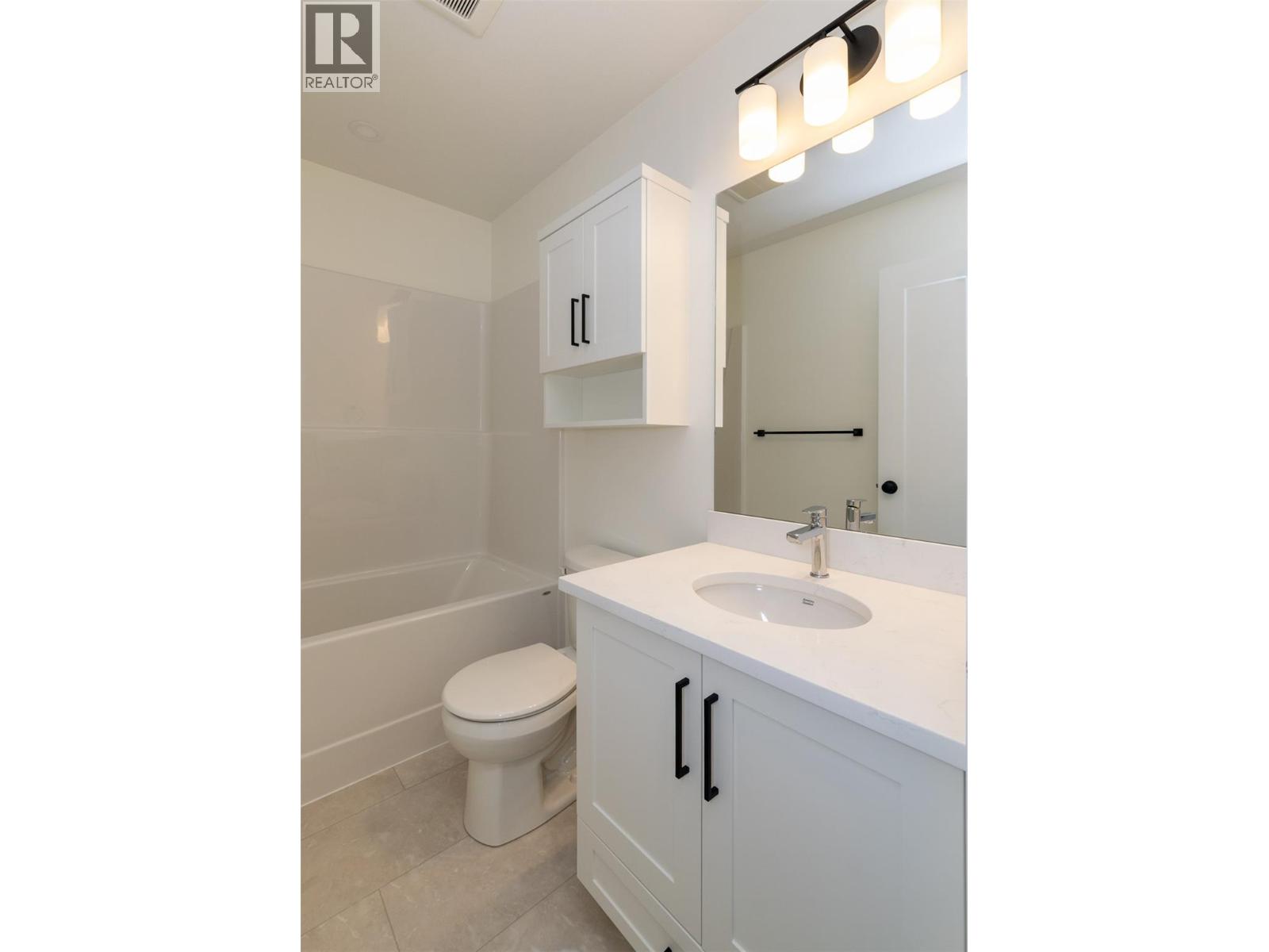 1910 11 Avenue NE Unit# 1, Salmon Arm, British Columbia  V1E 2V5 - Photo 31 - 10386485