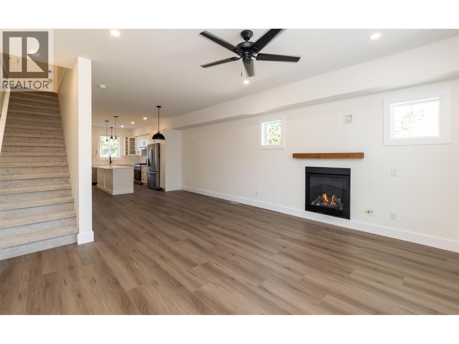 1910 11 Avenue NE Unit# 1, Salmon Arm, British Columbia  V1E 2V5 - Photo 18 - 10386485