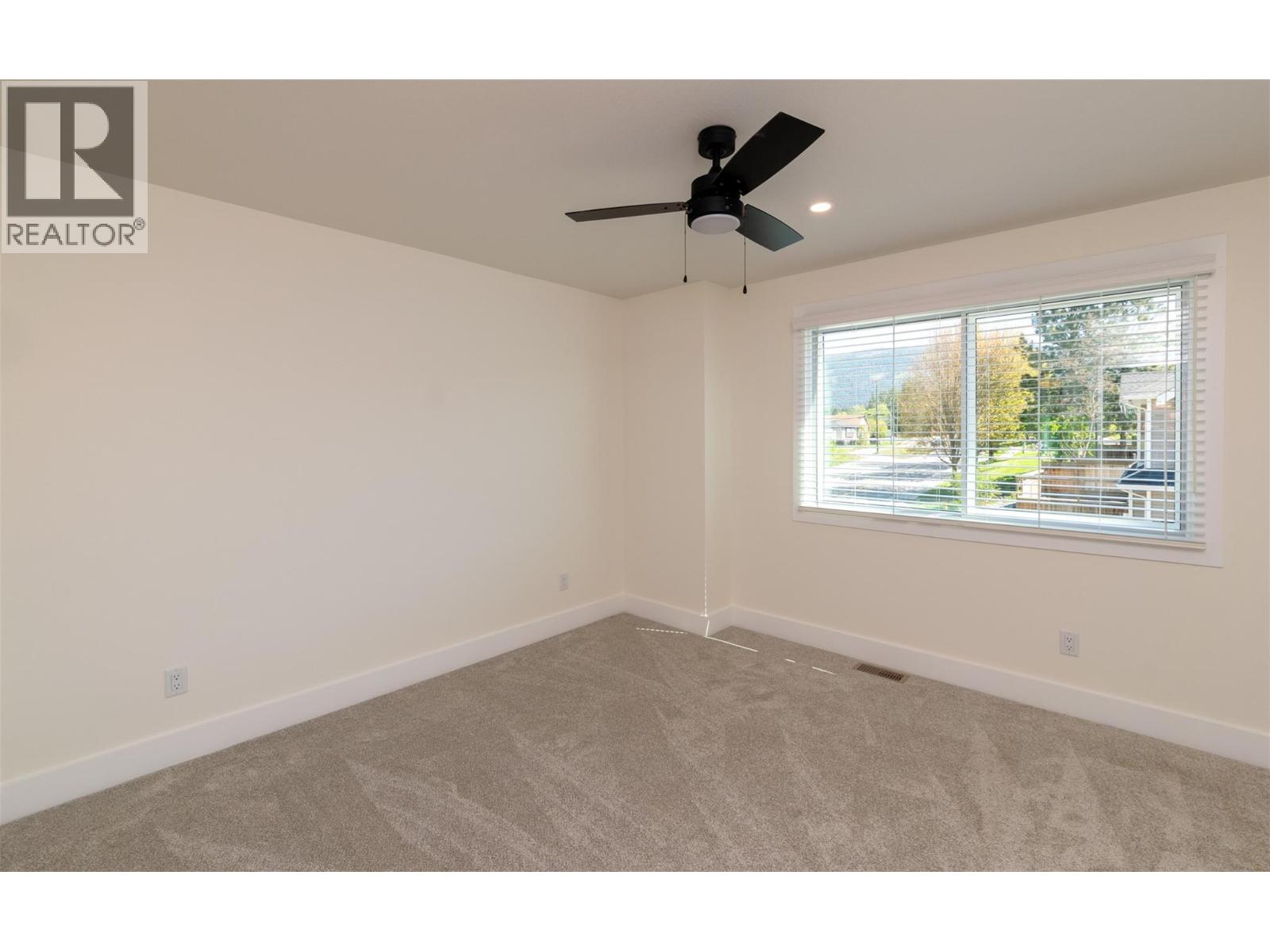 1910 11 Avenue NE Unit# 1, Salmon Arm, British Columbia  V1E 2V5 - Photo 25 - 10386485