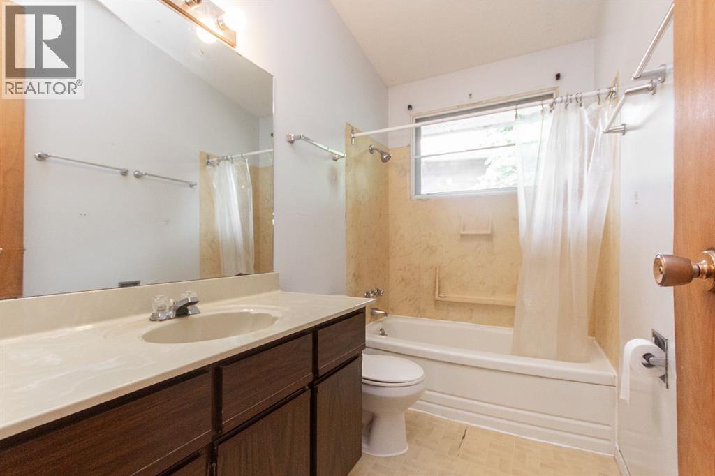10 Sydney Close, Red Deer, Alberta  T4N 0E1 - Photo 12 - A2333501