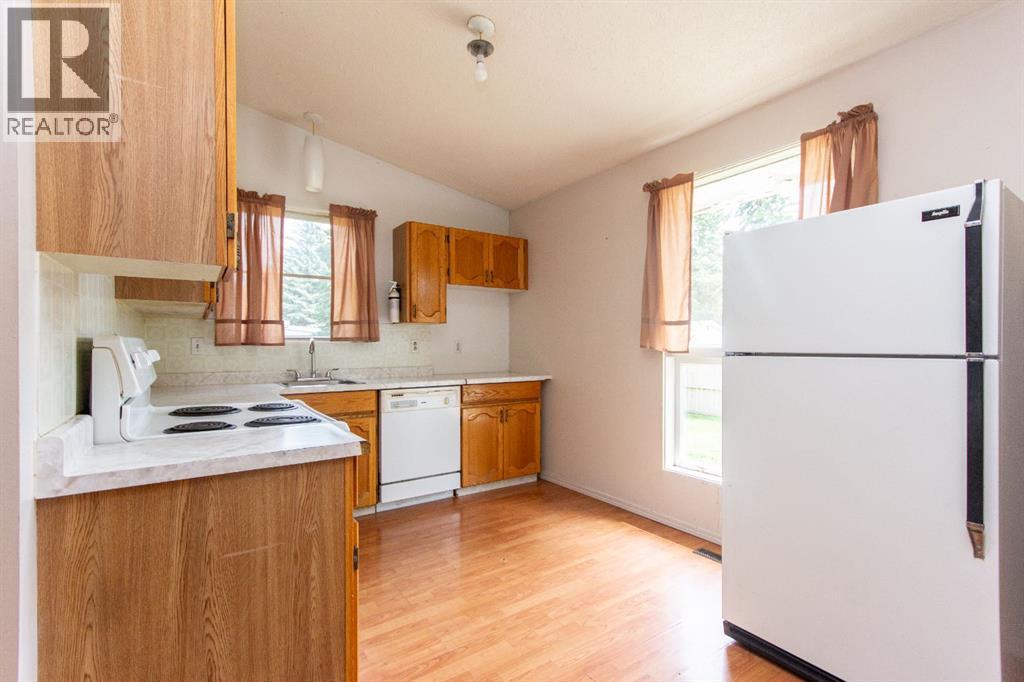 10 Sydney Close, Red Deer, Alberta  T4N 0E1 - Photo 8 - A2333501