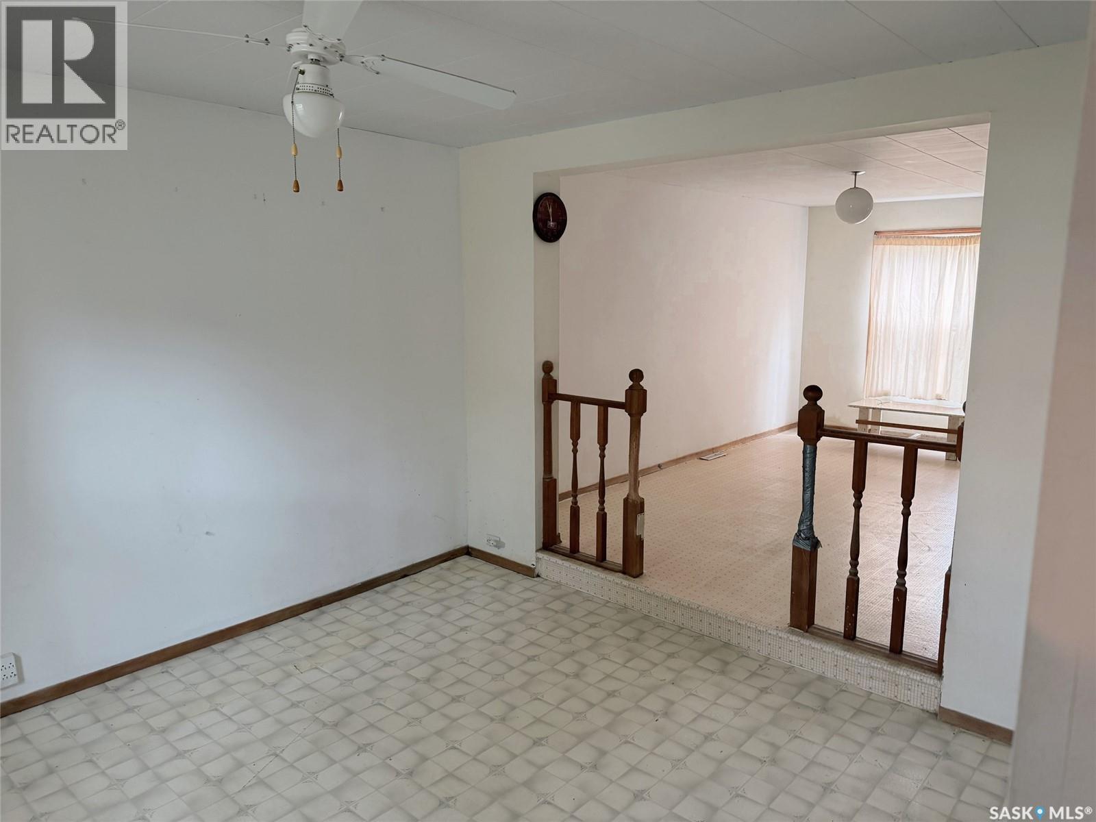 420 J Avenue N, Saskatoon, Saskatchewan  S7L 2K3 - Photo 4 - SK044750