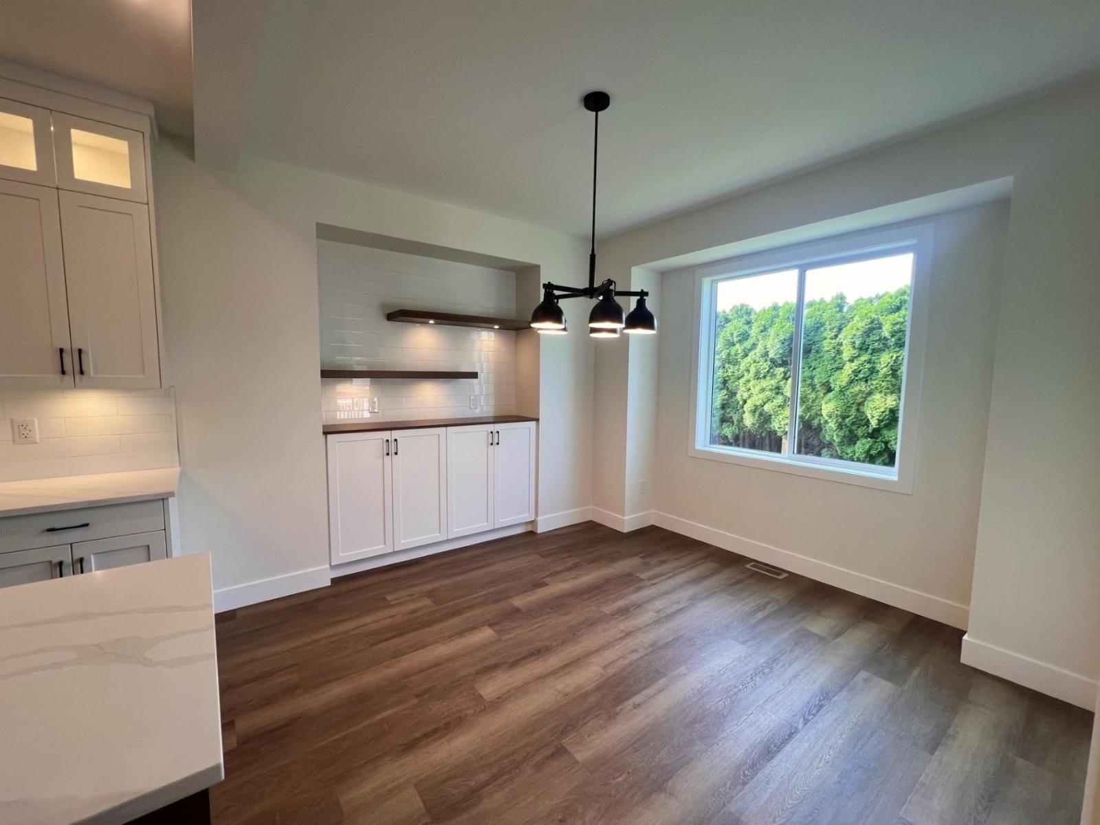 7033 Eden Drive, Sardis West Vedder, Chilliwack, British Columbia  V2R 1E6 - Photo 9 - R3112257