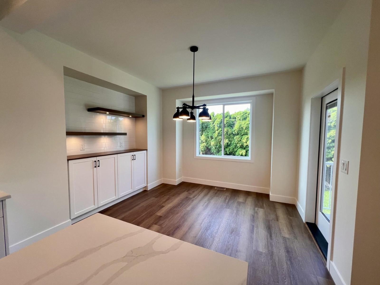 7033 Eden Drive, Sardis West Vedder, Chilliwack, British Columbia  V2R 1E6 - Photo 10 - R3112257