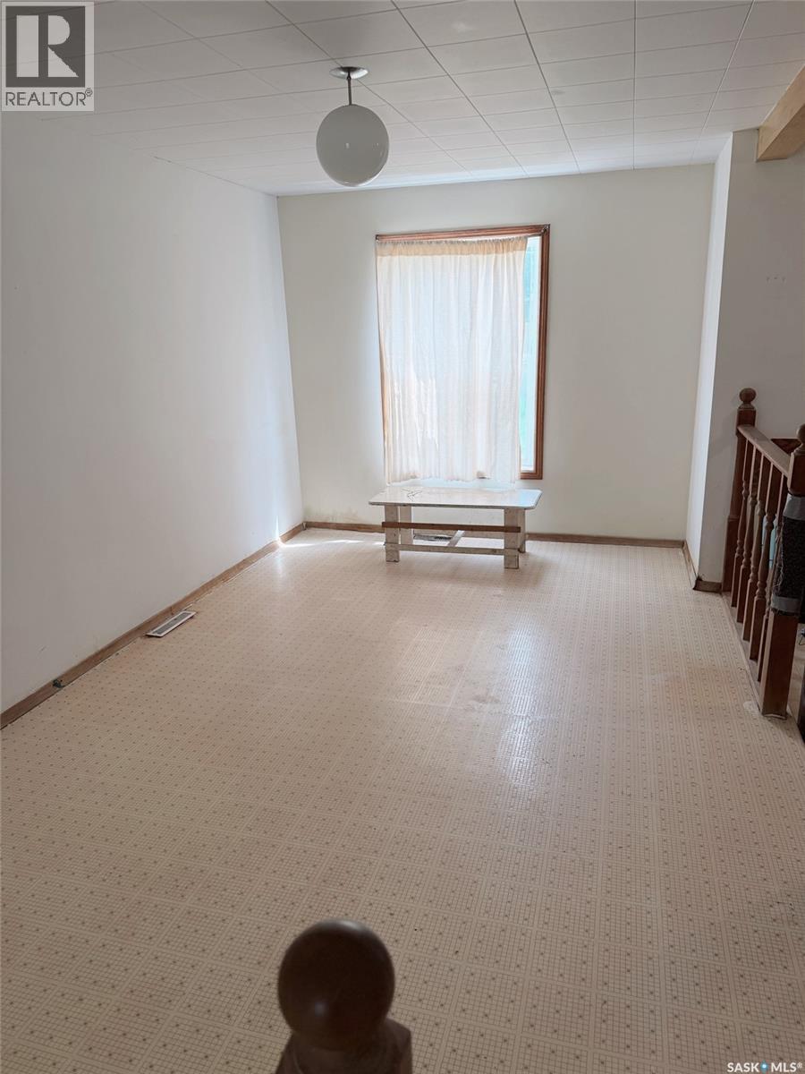 420 J Avenue N, Saskatoon, Saskatchewan  S7L 2K3 - Photo 8 - SK044750