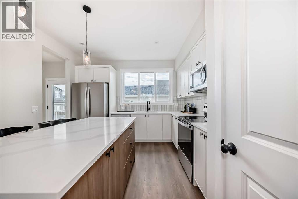261 Heirloom Way SE, Calgary, Alberta  T3S 0P8 - Photo 7 - A2320763