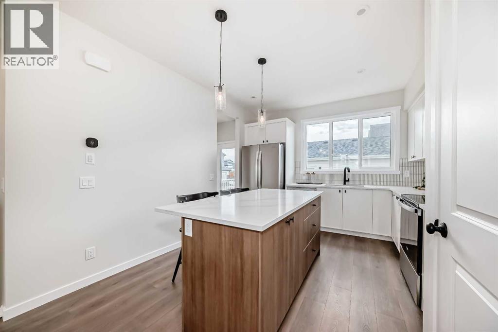 261 Heirloom Way SE, Calgary, Alberta  T3S 0P8 - Photo 8 - A2320763