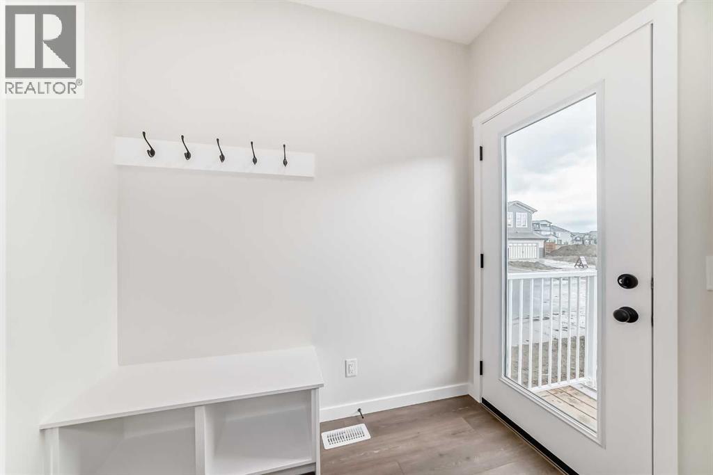 261 Heirloom Way SE, Calgary, Alberta  T3S 0P8 - Photo 17 - A2320763