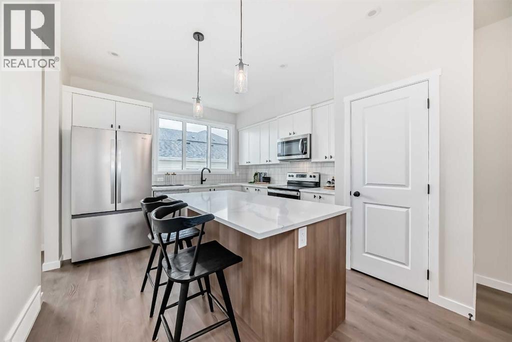 261 Heirloom Way SE, Calgary, Alberta  T3S 0P8 - Photo 3 - A2320763
