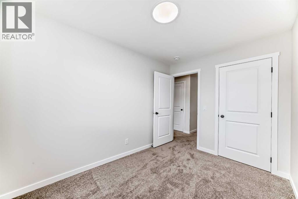 261 Heirloom Way SE, Calgary, Alberta  T3S 0P8 - Photo 27 - A2320763