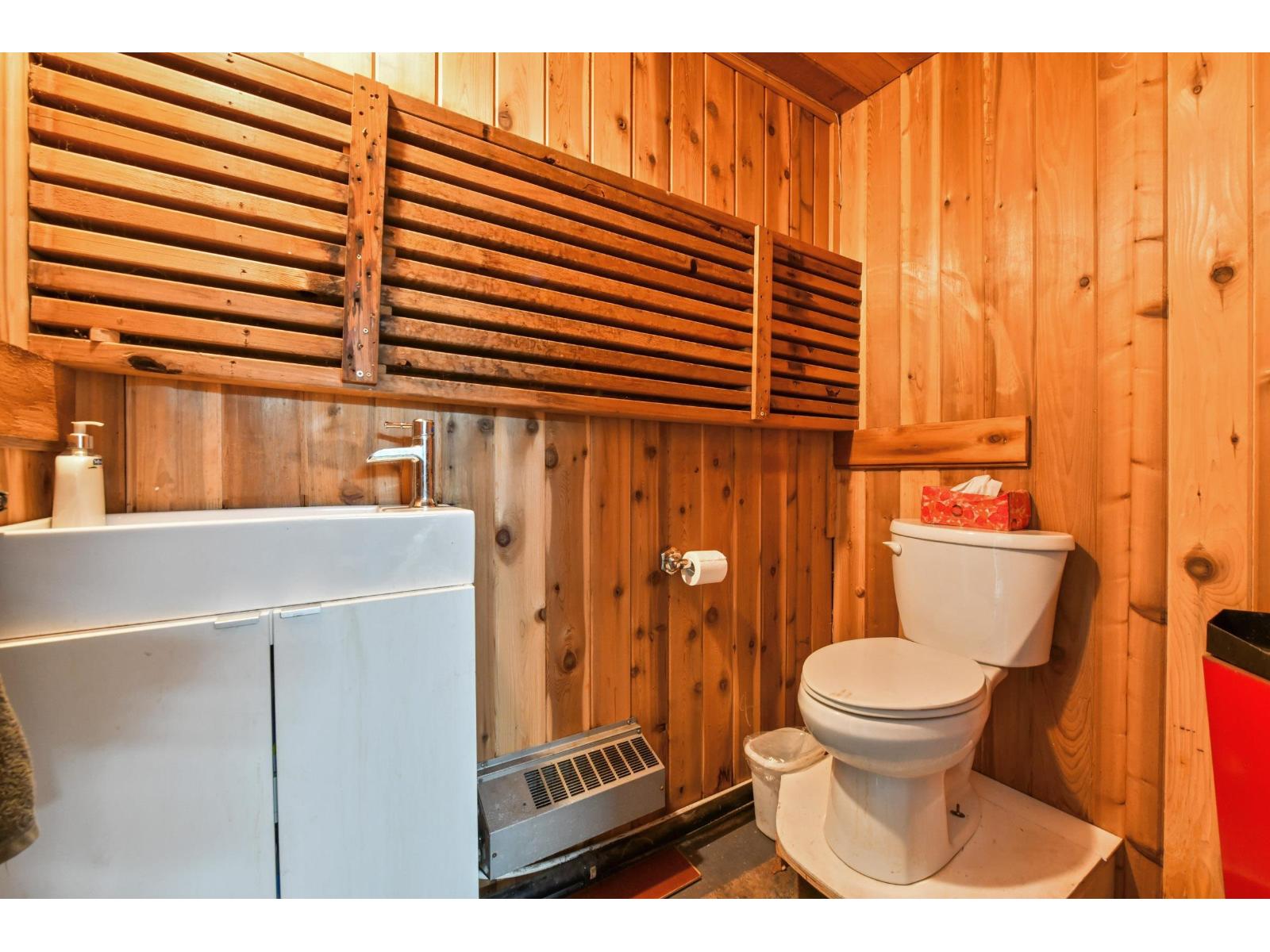 3858 204 Street, Langley, British Columbia  V3A 1X4 - Photo 31 - R3153183