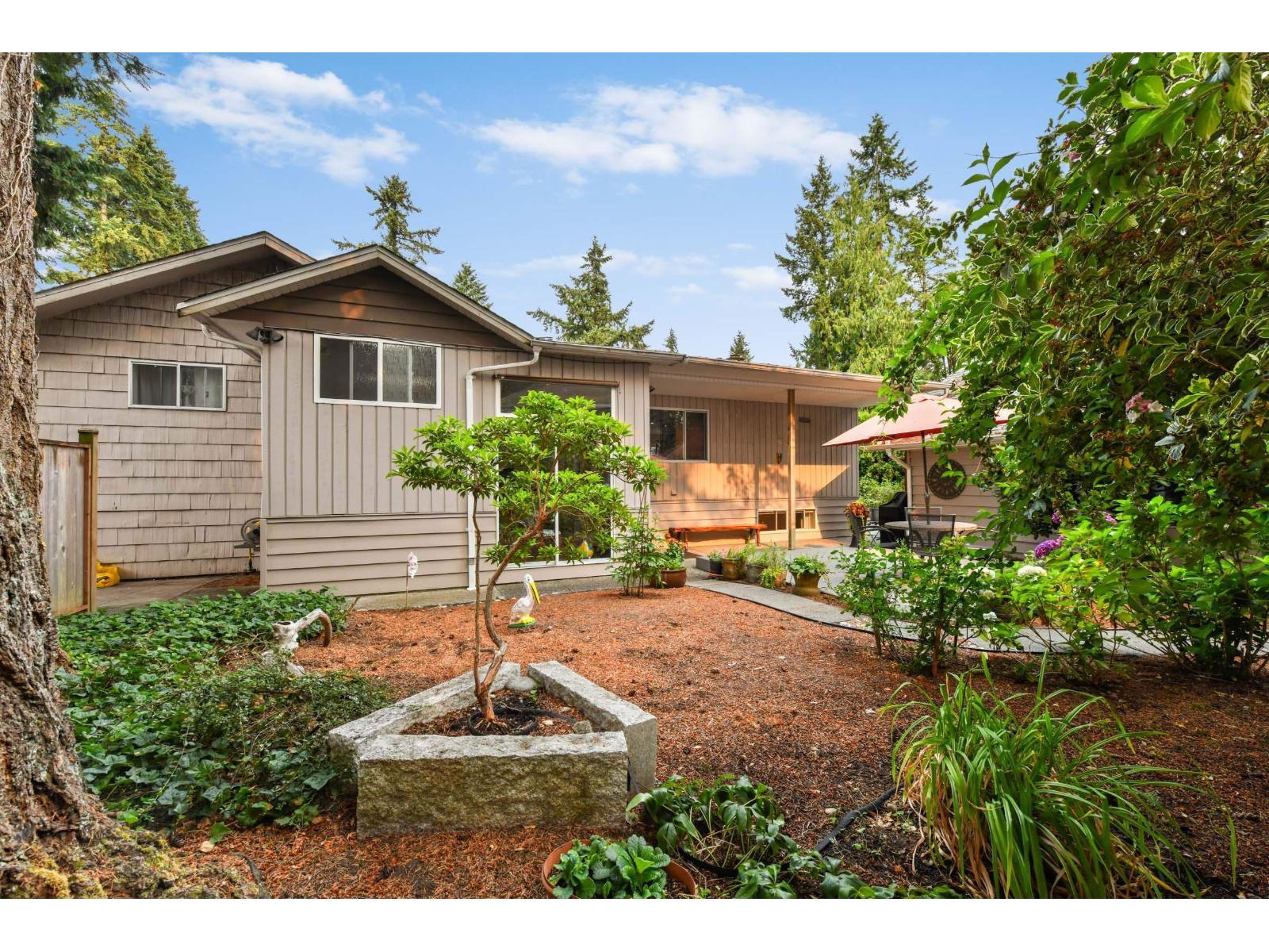 3858 204 Street, Langley, British Columbia  V3A 1X4 - Photo 32 - R3153183