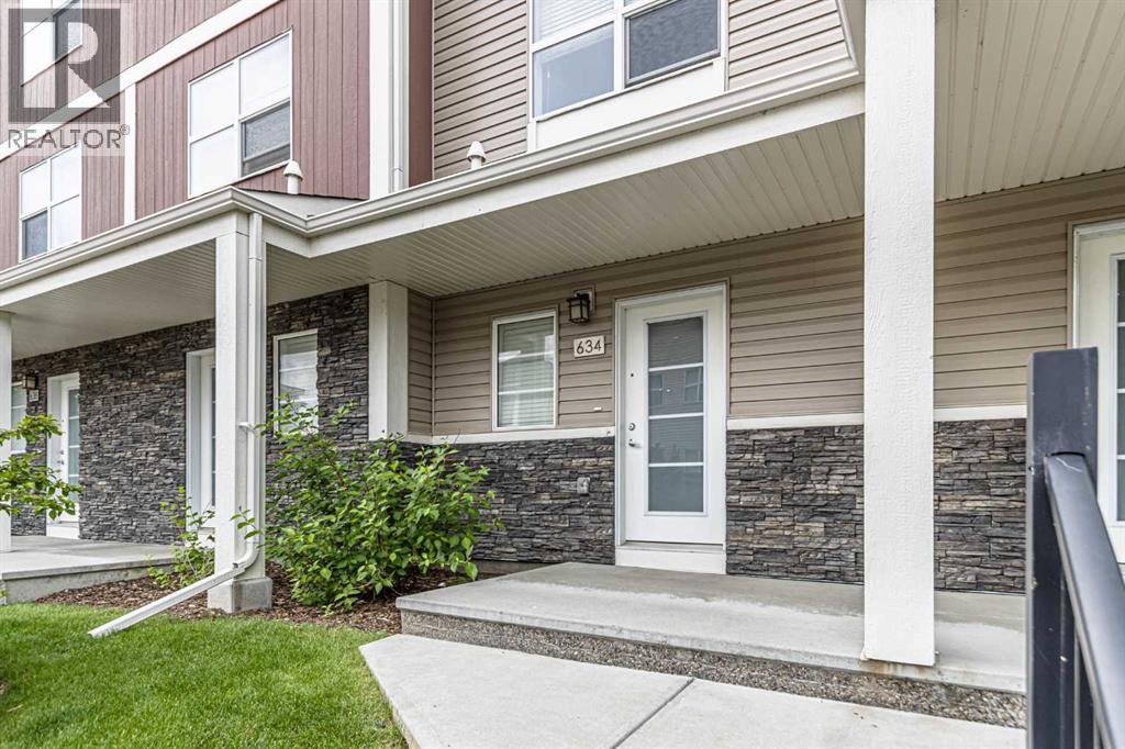 634 Redstone View Ne, Calgary, Alberta  T3N 0M9 - Photo 2 - A2330956