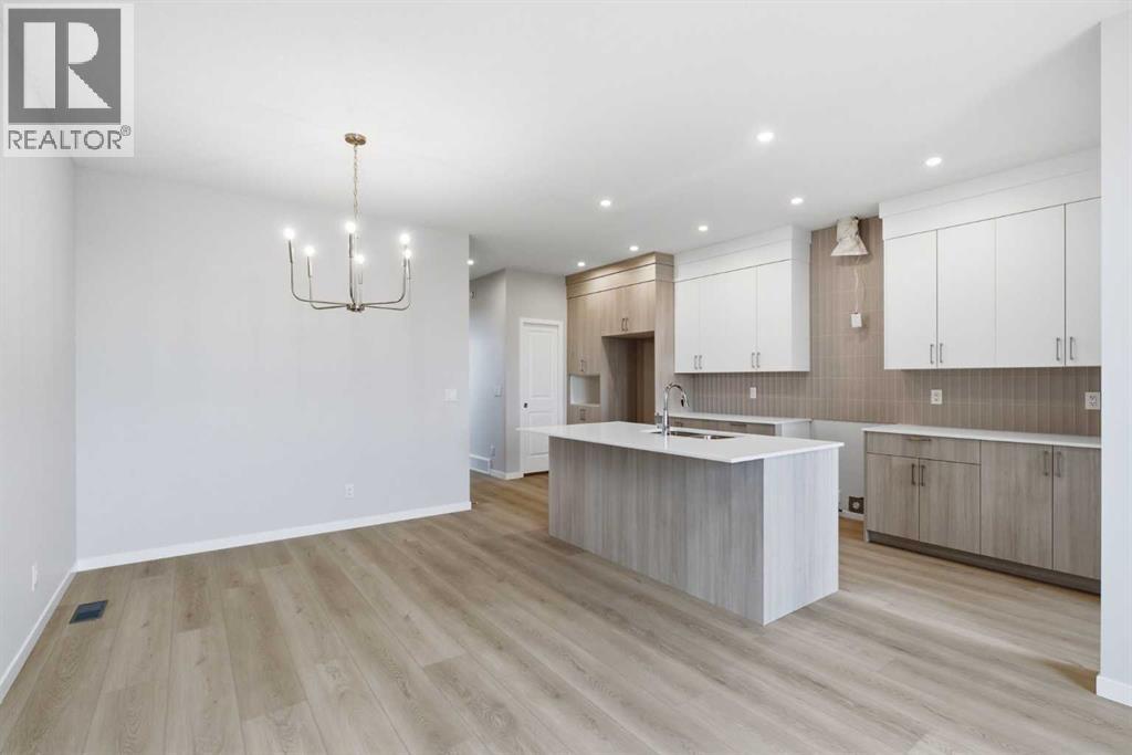 37 Rosemary Gardens SE, Calgary, Alberta  T3S 1A6 - Photo 16 - A2332596