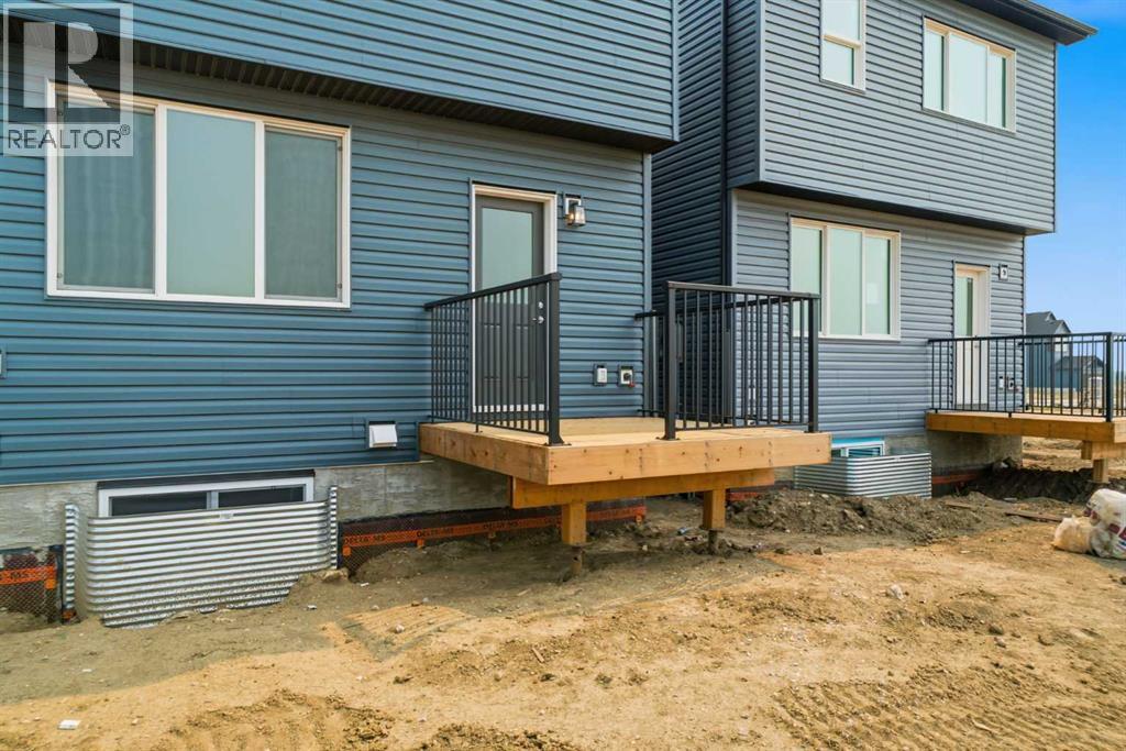 37 Rosemary Gardens SE, Calgary, Alberta  T3S 1A6 - Photo 47 - A2332596