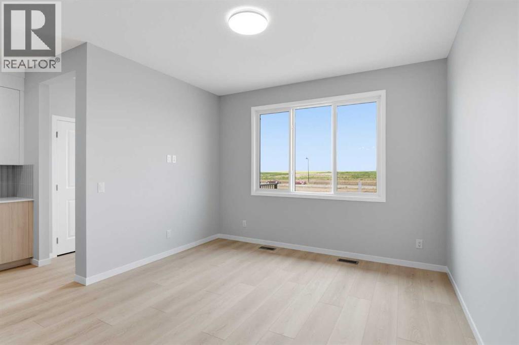 37 Rosemary Gardens SE, Calgary, Alberta  T3S 1A6 - Photo 12 - A2332596