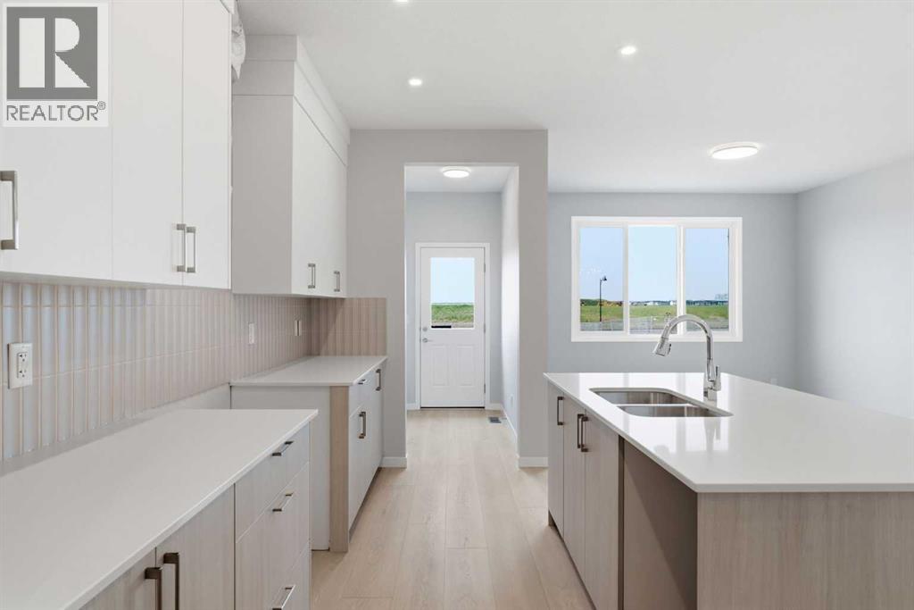 37 Rosemary Gardens SE, Calgary, Alberta  T3S 1A6 - Photo 7 - A2332596