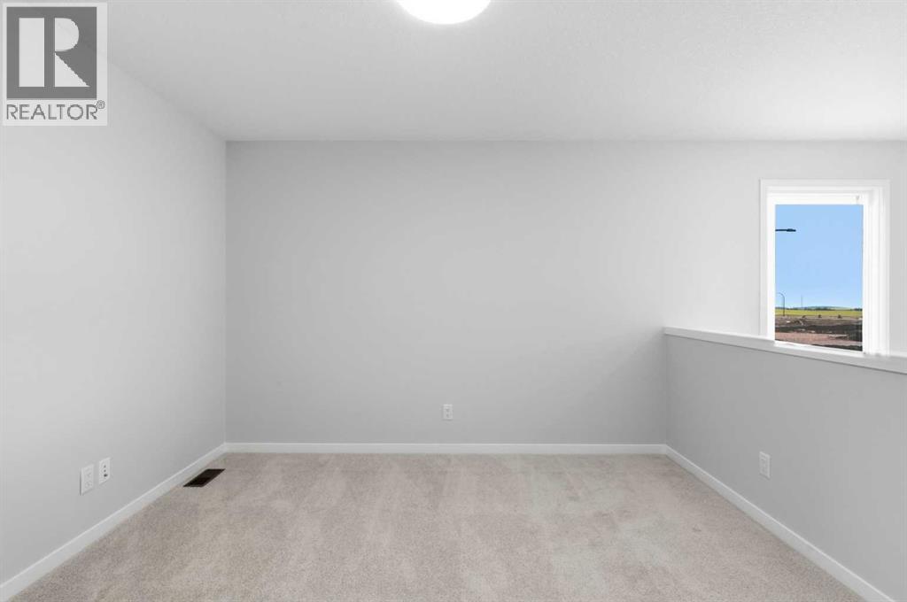 37 Rosemary Gardens SE, Calgary, Alberta  T3S 1A6 - Photo 29 - A2332596