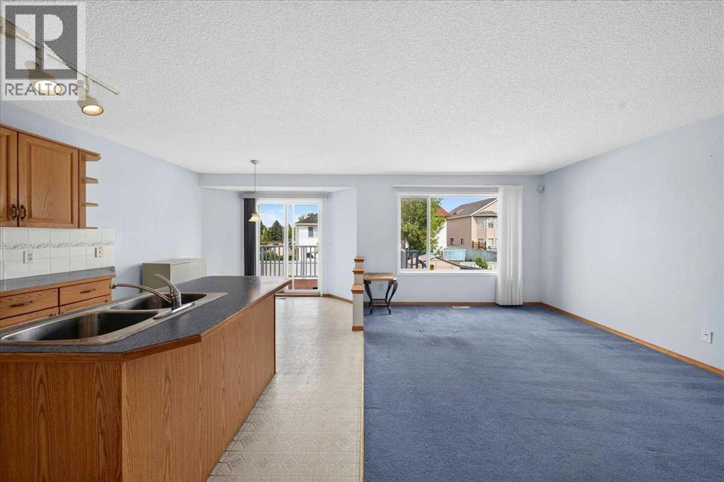 74 Anaheim Gardens NE, Calgary, Alberta  T1Y 7C8 - Photo 12 - A2334026
