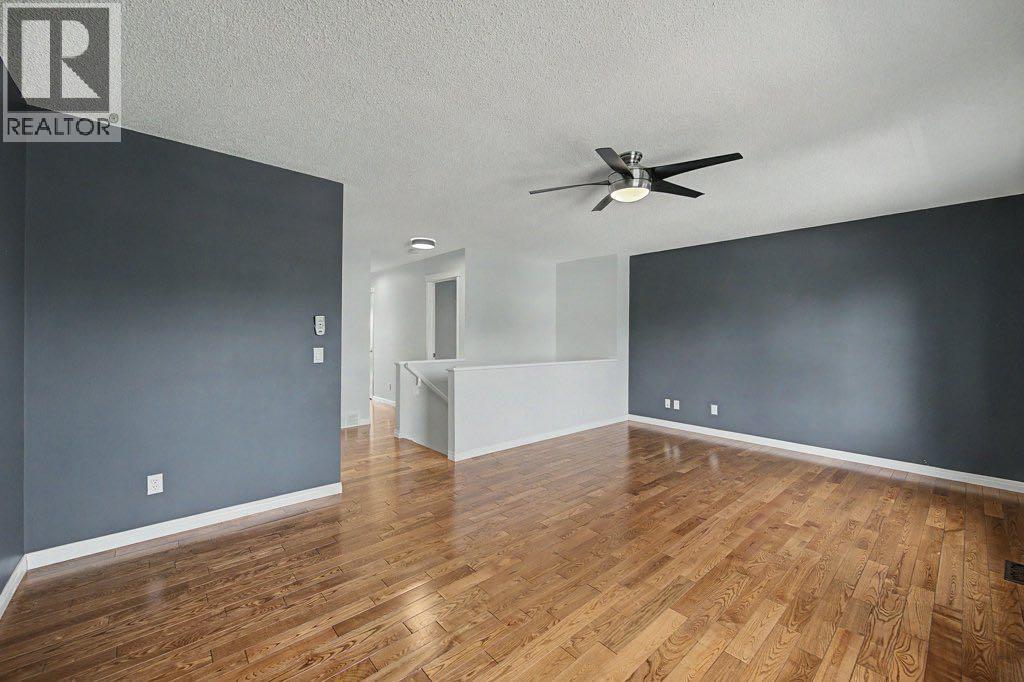 218 Cougarstone Circle Sw, Calgary, Alberta  T3H 4W5 - Photo 19 - A2334588