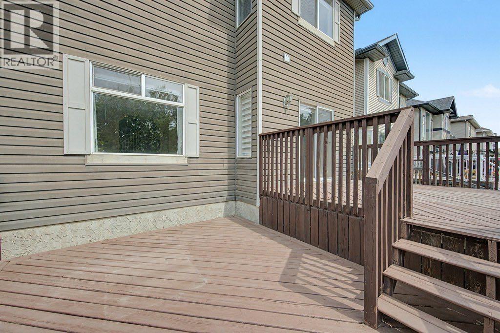 218 Cougarstone Circle Sw, Calgary, Alberta  T3H 4W5 - Photo 40 - A2334588