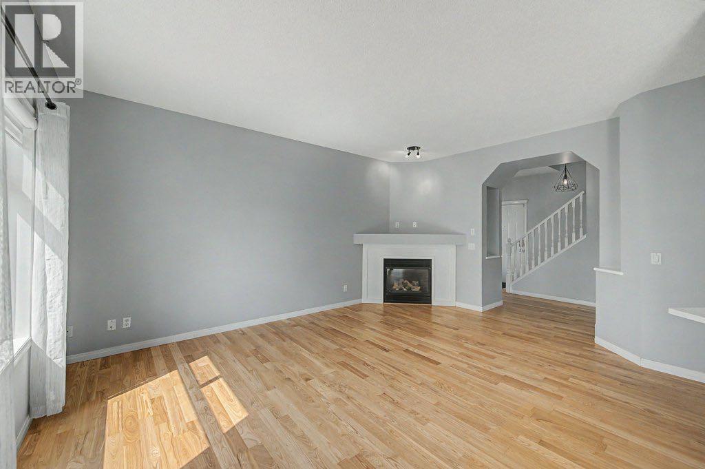 218 Cougarstone Circle Sw, Calgary, Alberta  T3H 4W5 - Photo 6 - A2334588