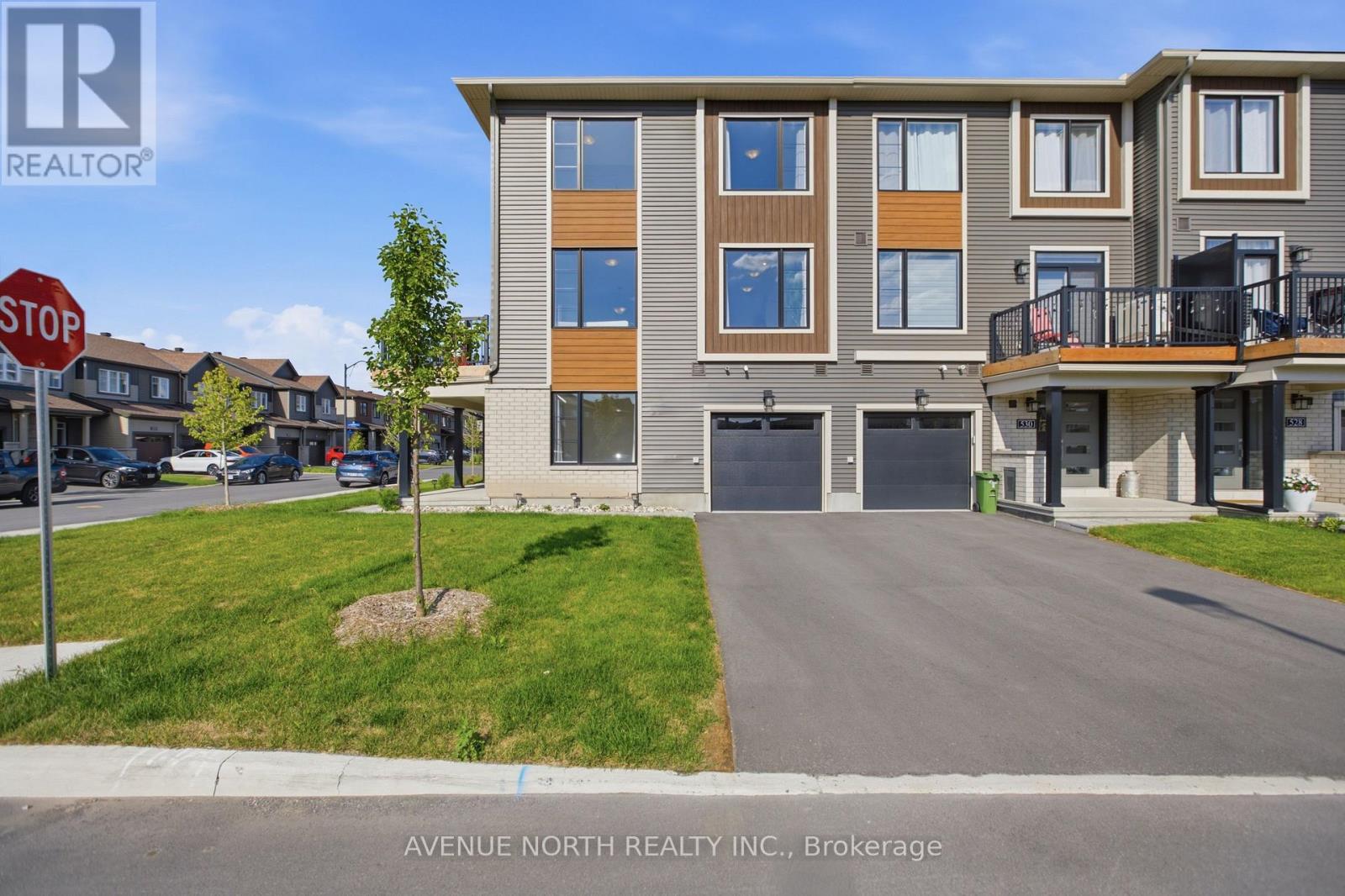 532 CONVENIRE ROW, Ottawa, Ontario