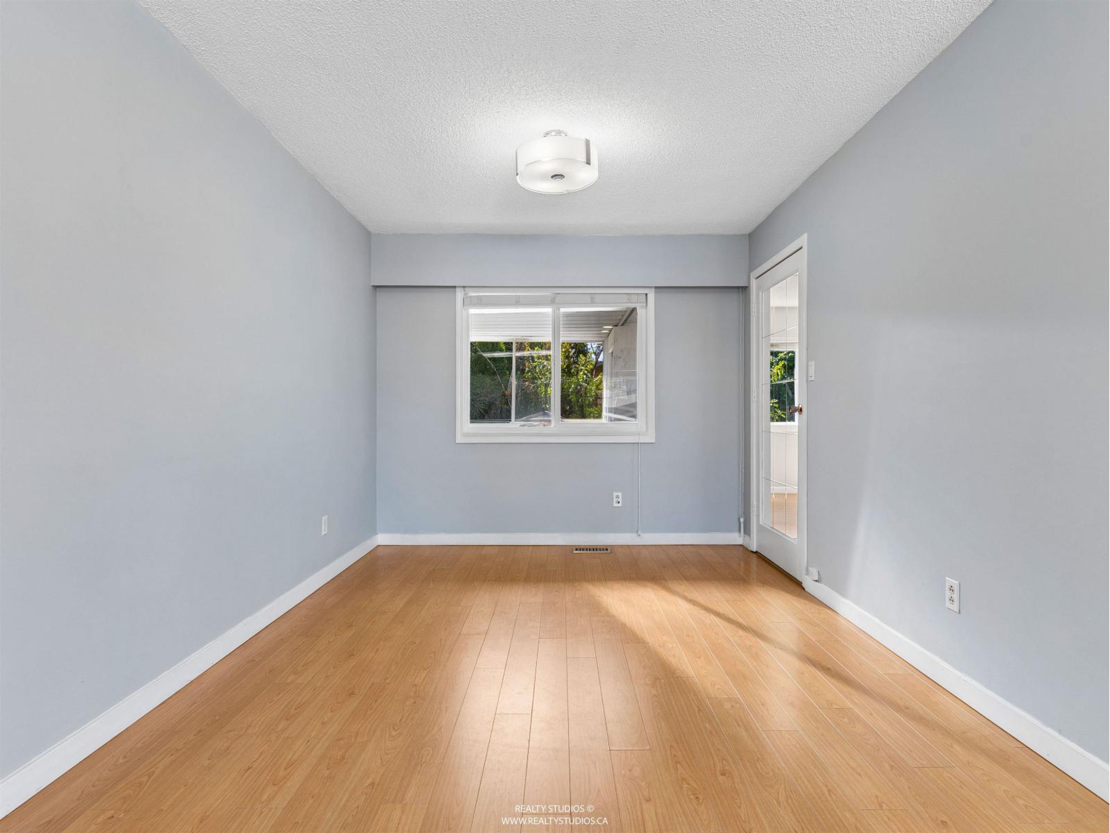 11384 86a Avenue, Delta, British Columbia  V4C 2Y8 - Photo 13 - R3153147