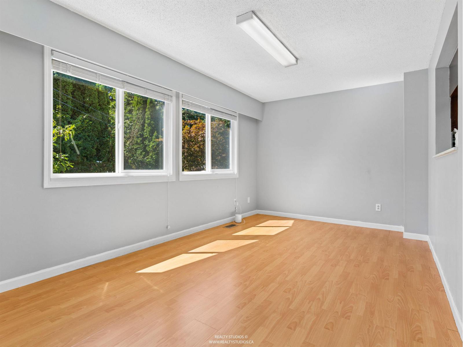 11384 86a Avenue, Delta, British Columbia  V4C 2Y8 - Photo 12 - R3153147