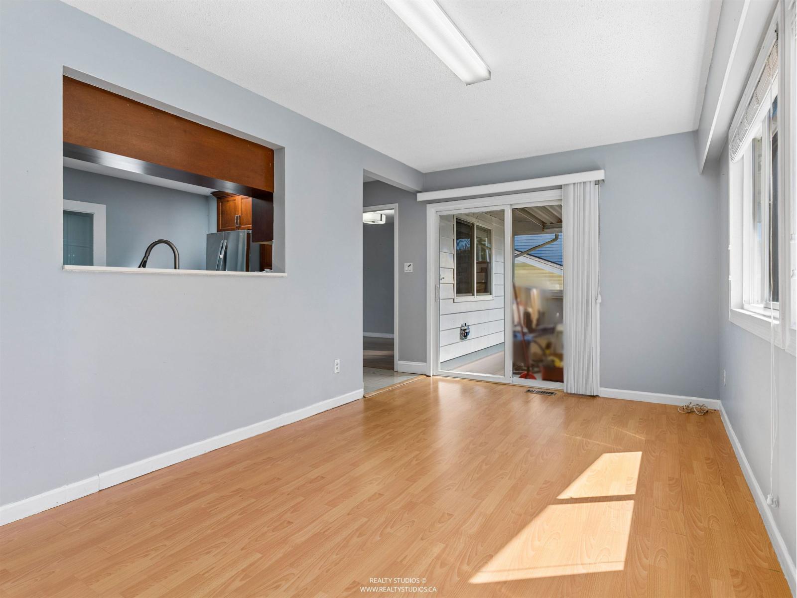 11384 86a Avenue, Delta, British Columbia  V4C 2Y8 - Photo 11 - R3153147